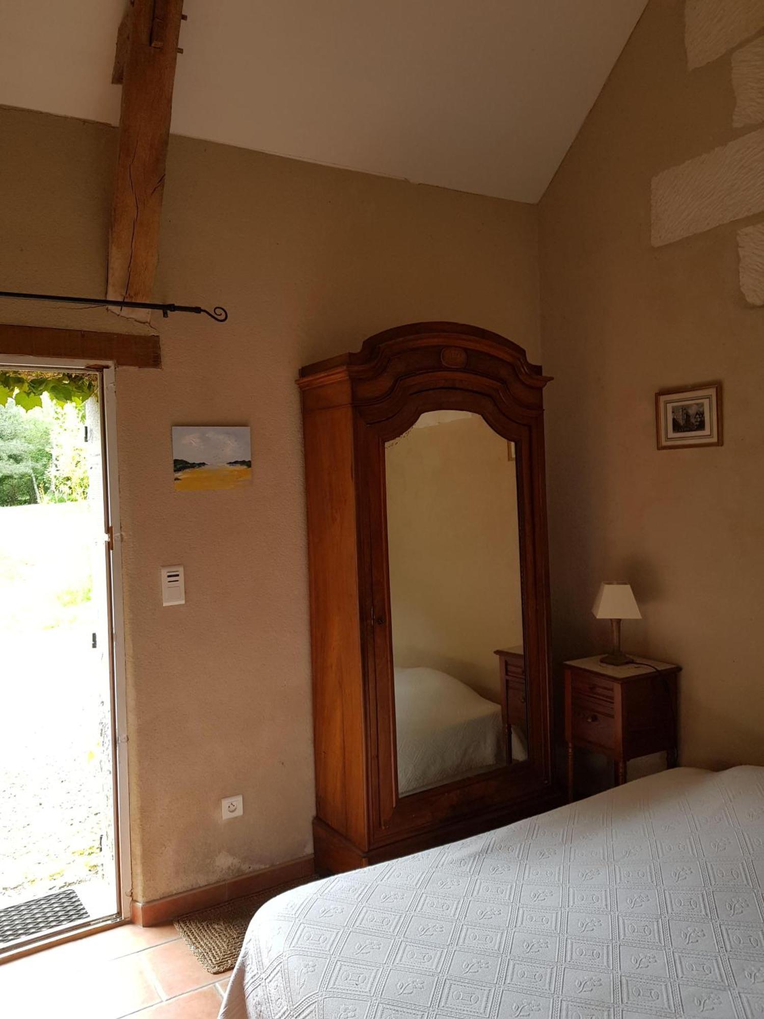 Hotel Les Roberderies Broc Habitación foto