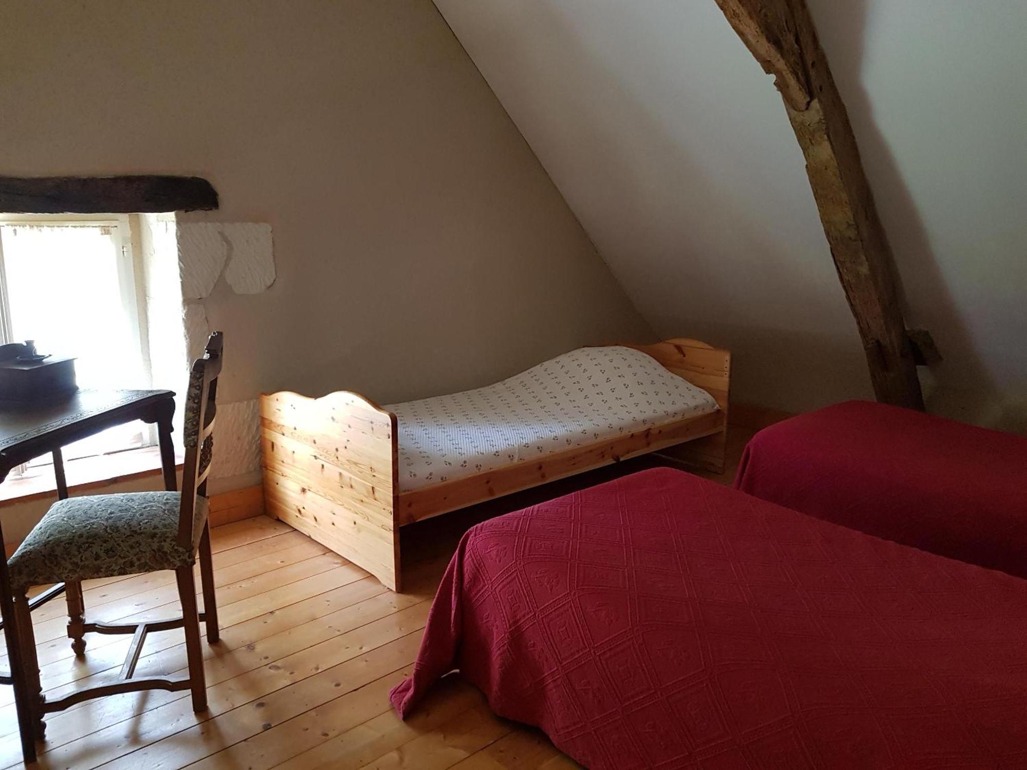 Hotel Les Roberderies Broc Habitación foto